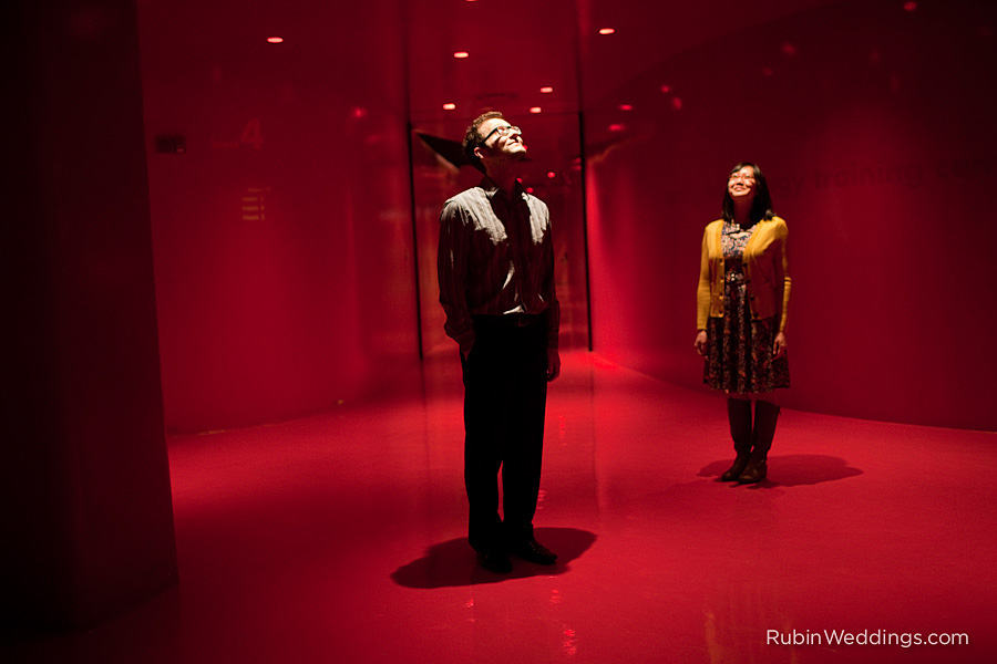 Downtown-Seattle-Library-Photos-Engagement-Photography0009