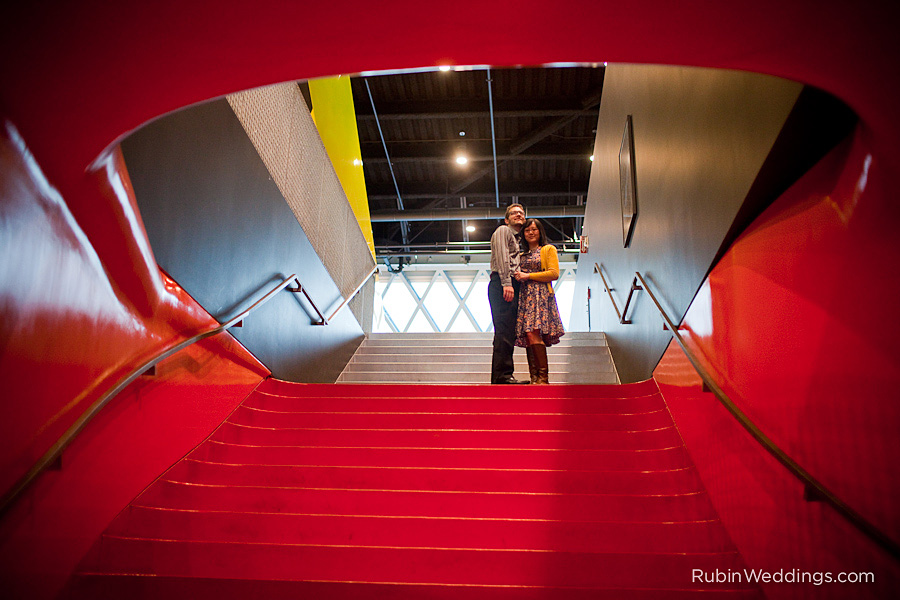Downtown-Seattle-Library-Photos-Engagement-Photography0019