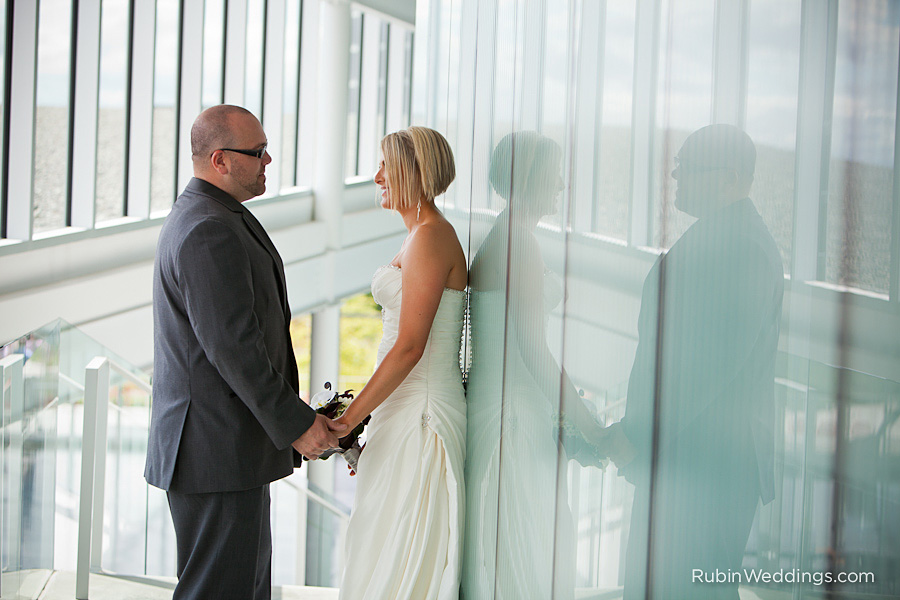 Downtown-Seattle-Olympic-Sculpture-Park-Wedding-Photography014
