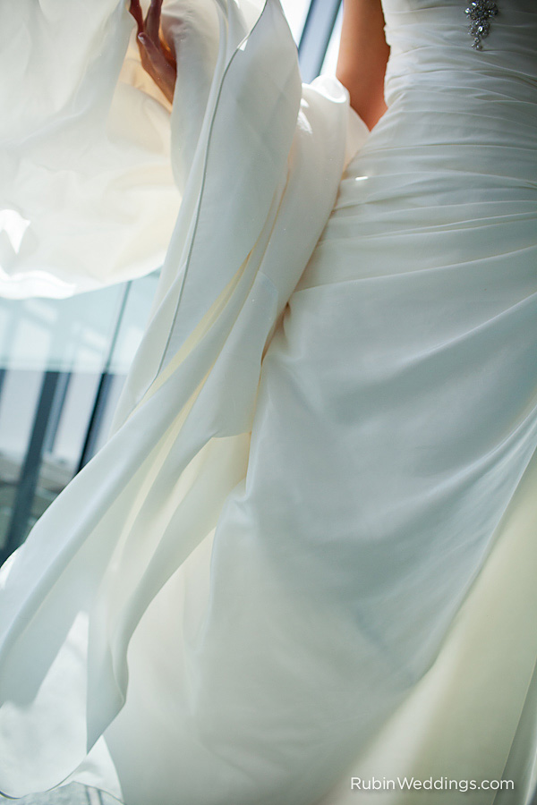 Downtown-Seattle-Olympic-Sculpture-Park-Wedding-Photography015