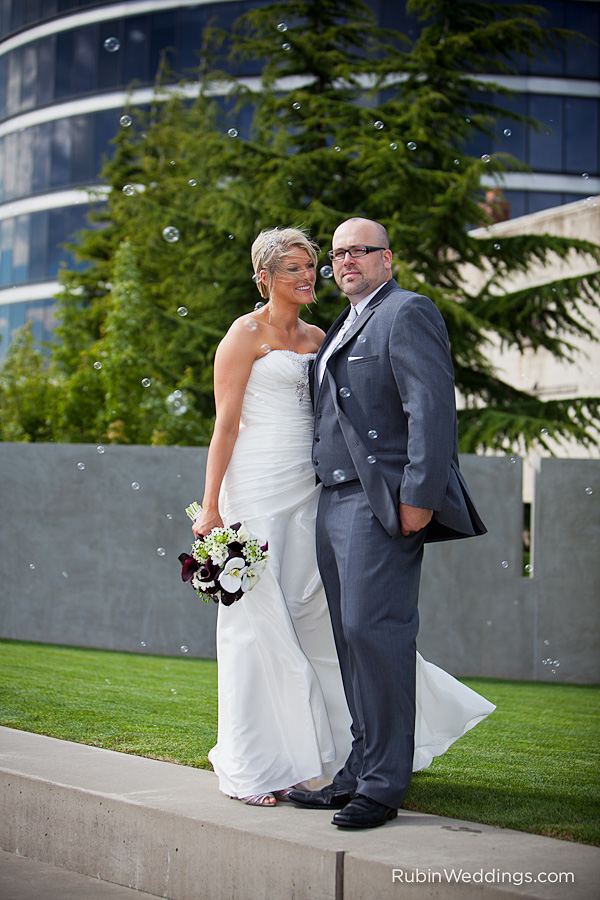 Downtown-Seattle-Olympic-Sculpture-Park-Wedding-Photography017
