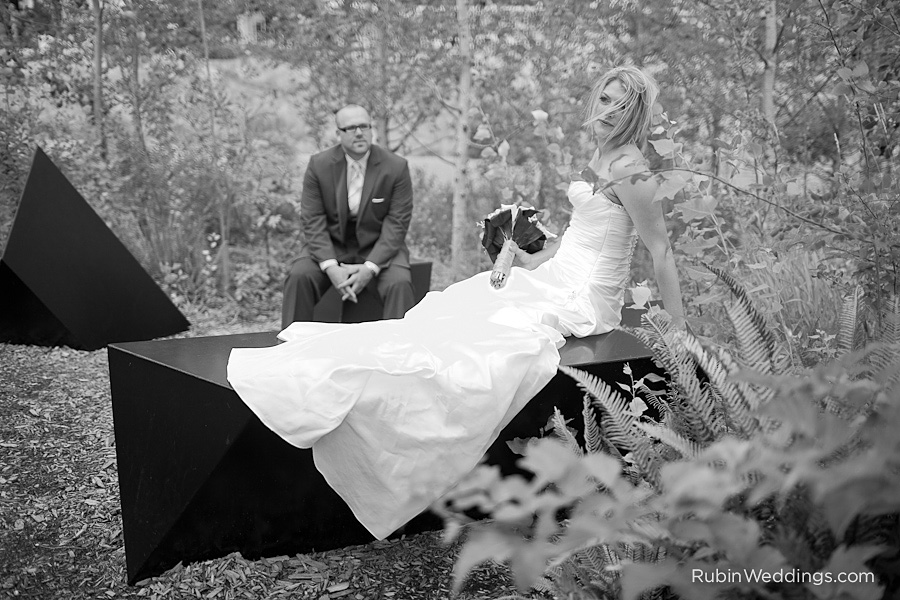 Downtown-Seattle-Olympic-Sculpture-Park-Wedding-Photography018