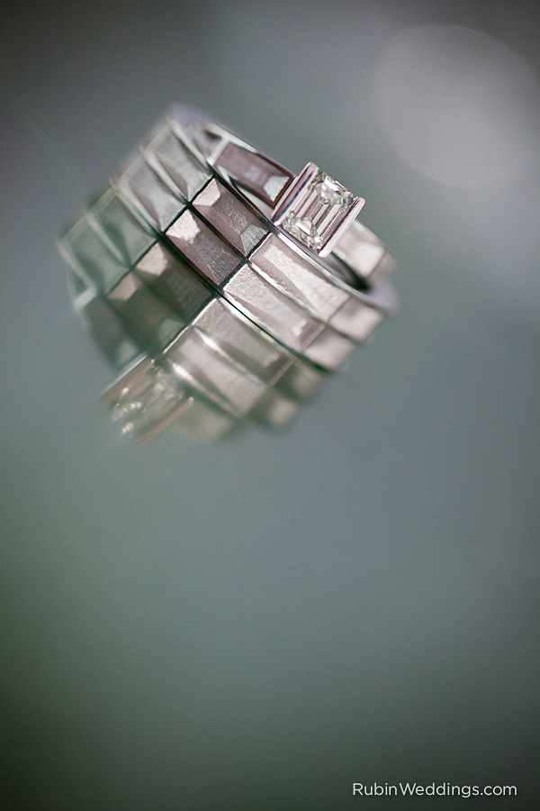 Downtown-Seattle-Olympic-Sculpture-Park-Wedding-Photography040