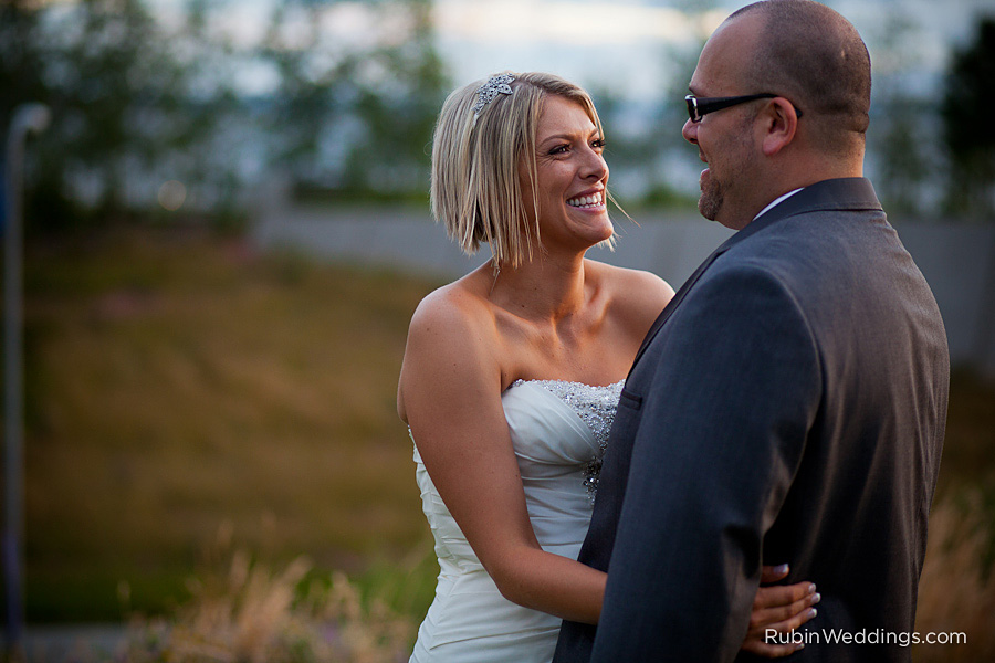 Downtown-Seattle-Olympic-Sculpture-Park-Wedding-Photography049